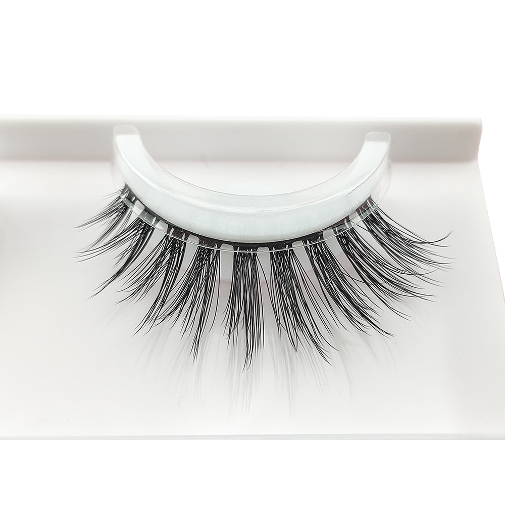 Self-adhesive strip eyelashes